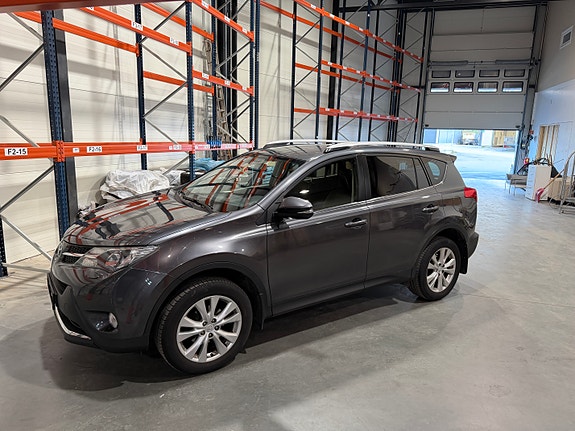 Toyota RAV4 10 of 30