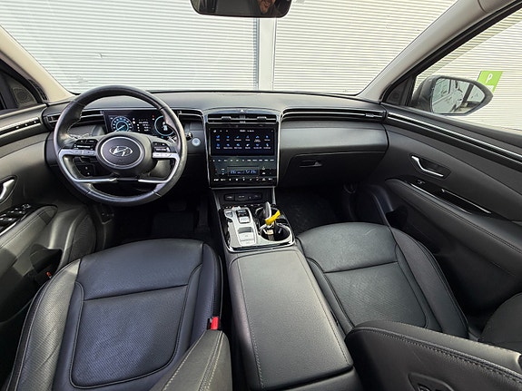 Hyundai Tucson 29 of 30
