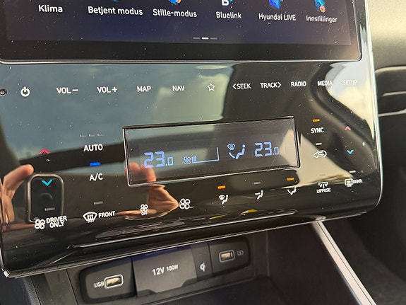 Hyundai Tucson 23 of 30