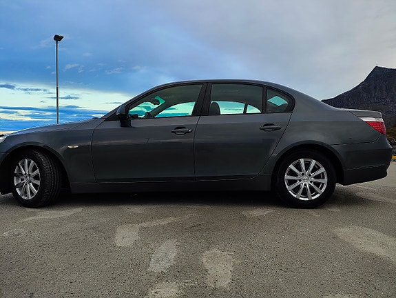 BMW 520i 14 of 30