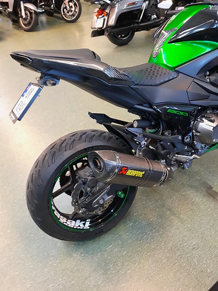 Kawasaki Z 800 5 of 7