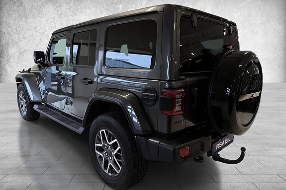 Jeep Wrangler Unlimited 7 of 27