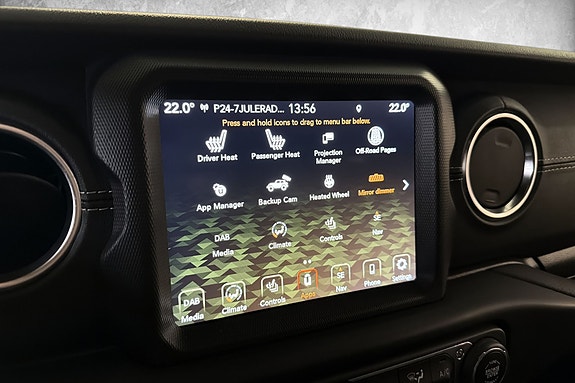 Jeep Wrangler Unlimited 18 of 27