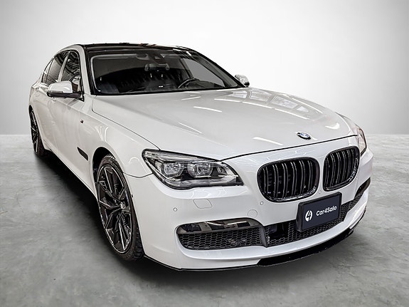 BMW 750Li 8 of 30