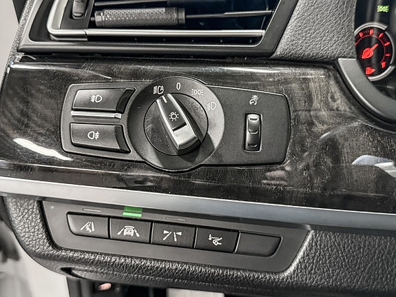 BMW 750Li 21 of 30