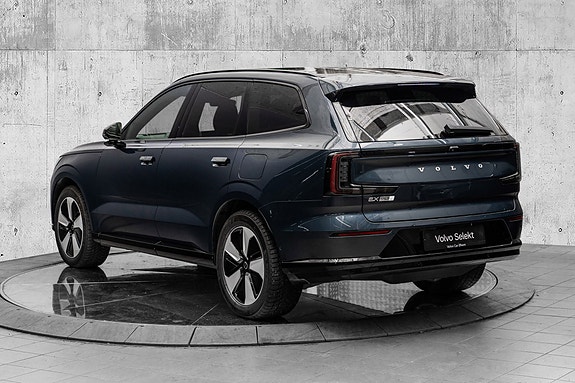 Volvo EX90 5 of 28