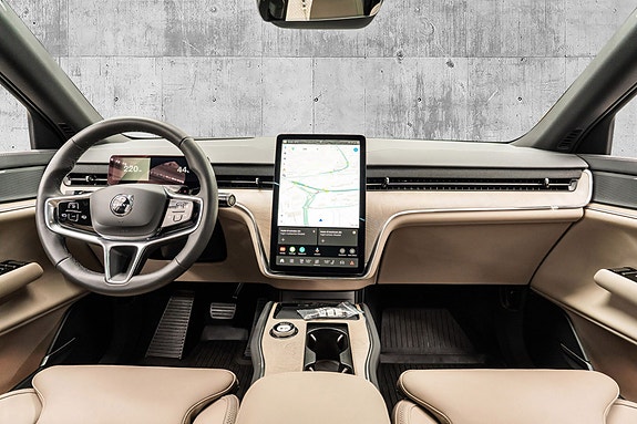 Volvo EX90 20 of 28