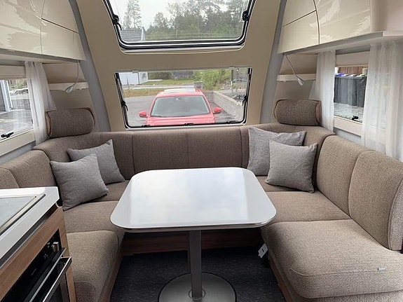 Adria Alpina 663 UK 6 of 11