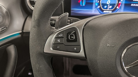 Mercedes-Benz E63 15 of 30