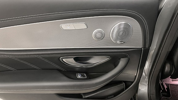 Mercedes-Benz E63 23 of 30