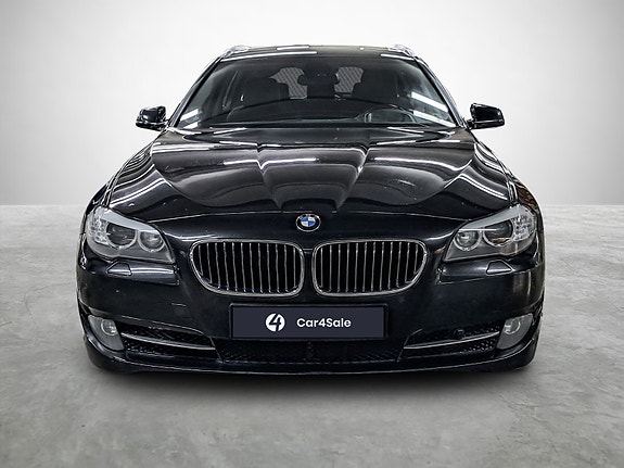 BMW 523i 8 of 24