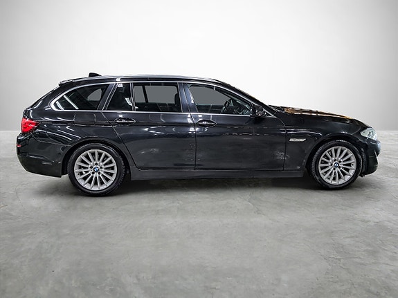 BMW 523i 6 of 24