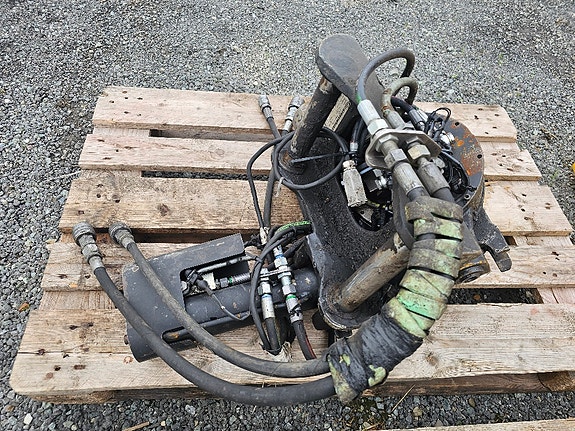 Kubota KX57-4 11 of 13