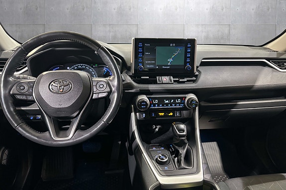 Toyota RAV4 9 of 19
