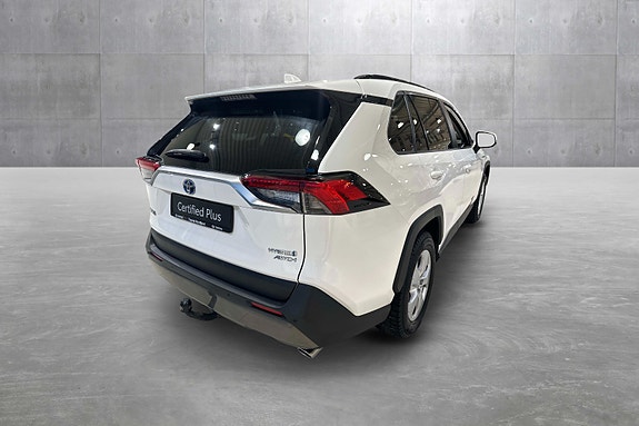 Toyota RAV4 5 of 19