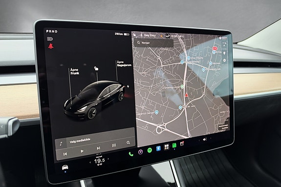 Tesla Model 3 15 of 19