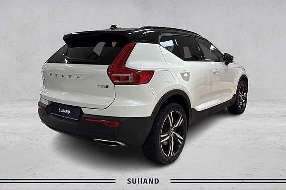 Volvo XC40 5 of 20
