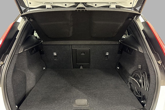 Volvo XC40 19 of 20