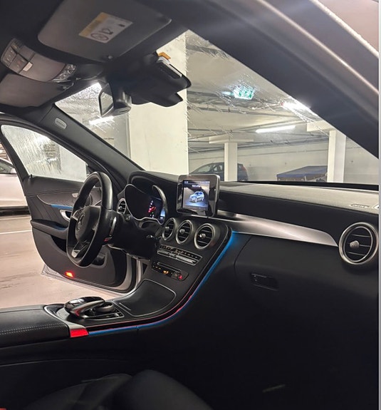 Mercedes-Benz C350 e 6 of 12