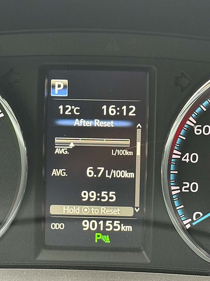 Toyota RAV4 7 of 30