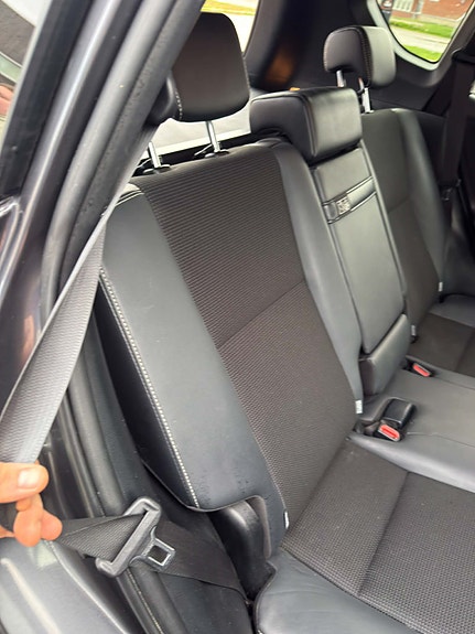 Toyota RAV4 17 of 30