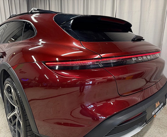 Porsche Taycan 4 16 of 30