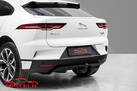 Jaguar I-PACE 6 of 30