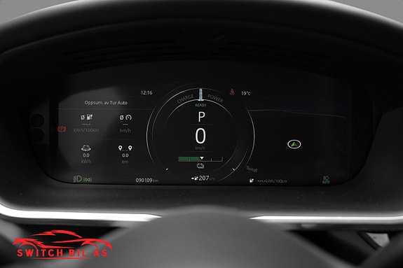 Jaguar I-PACE 23 of 30