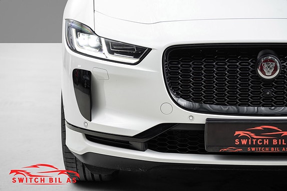 Jaguar I-PACE 3 of 30
