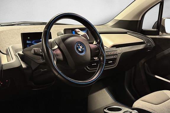 BMW i3 9 of 20