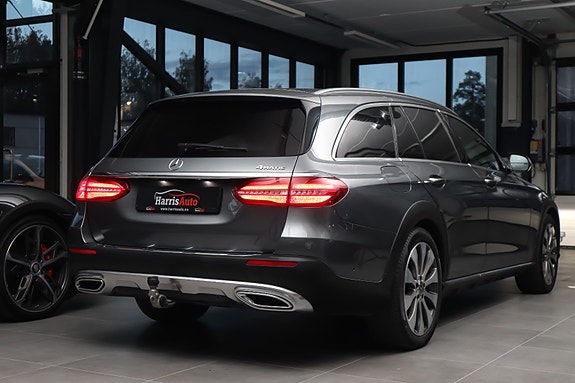 Mercedes-Benz E220 d 17 of 30