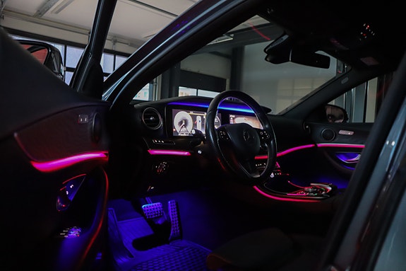 Mercedes-Benz E220 d 25 of 30