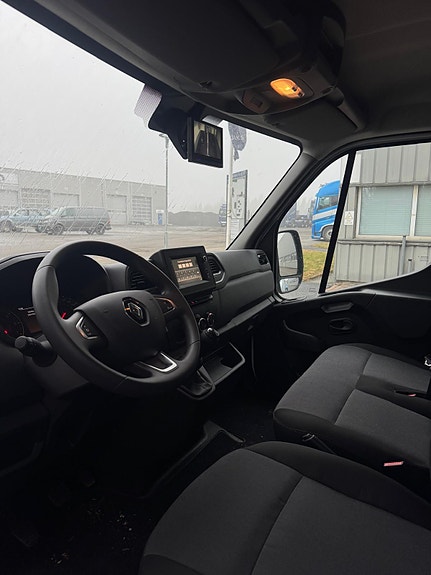 Renault Master Roelofsen Yourse Hestebil 2026 2 of 8