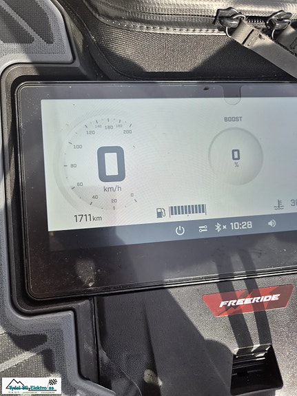Ski-doo FREERIDE STD 850 E-TEC TURBO R 9 of 10