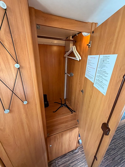 Hymer C 542 CL 25 of 30