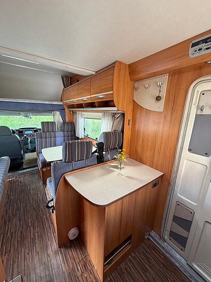 Hymer C 542 CL 21 of 30