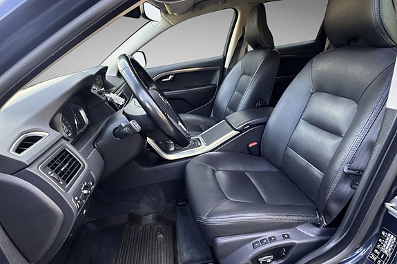 Volvo XC70 9 of 19