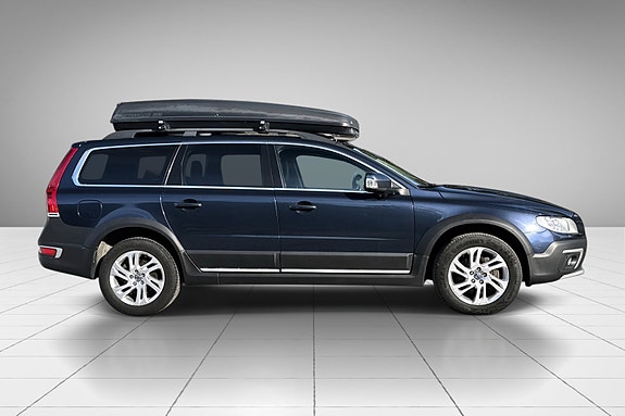 Volvo XC70 4 of 19