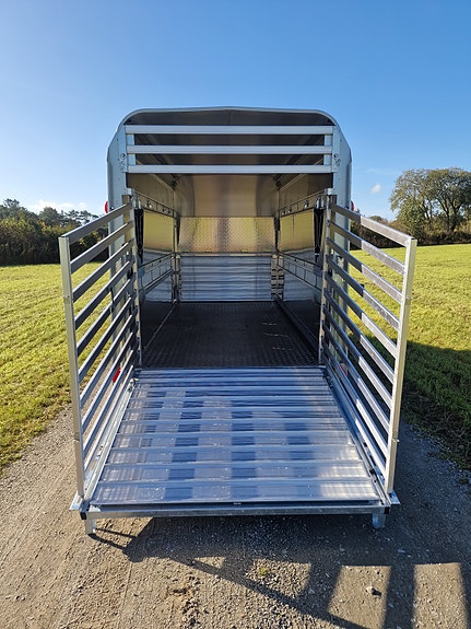 Ifor Williams TA510 12×7 livdyrhenger 9 of 14
