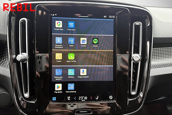 Volvo XC40 16 of 21