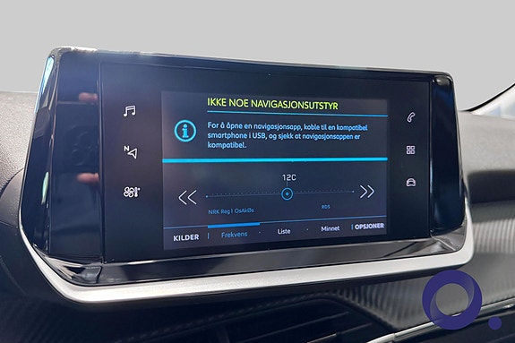 Peugeot e-208 15 of 15