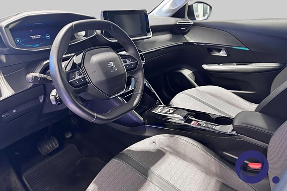 Peugeot e-208 9 of 15