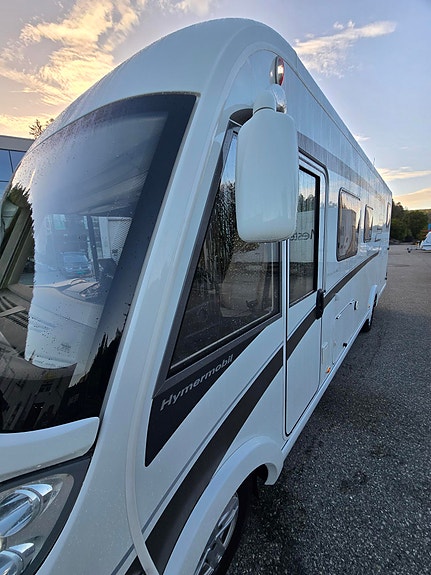 Hymer Premium Line 14 of 30