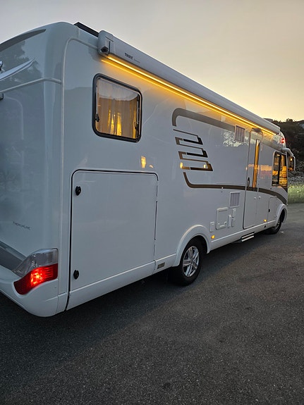 Hymer Premium Line 9 of 30