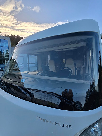Hymer Premium Line 12 of 30