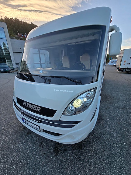 Hymer Premium Line 10 of 30
