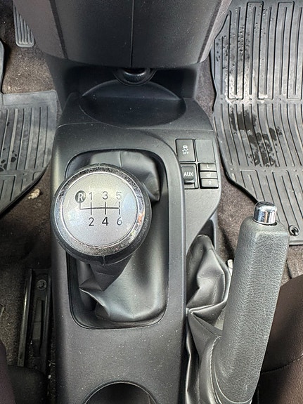 Toyota IQ 15 of 30