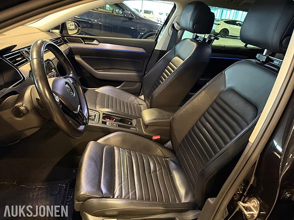 Volkswagen Passat 22 of 29