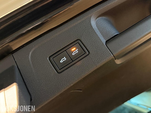 Volkswagen Passat 6 of 29