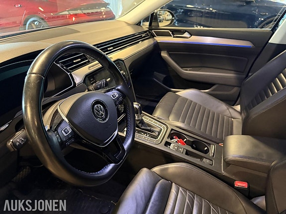 Volkswagen Passat 20 of 29